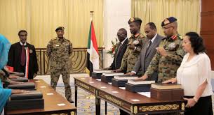 صحيفة السوداني : خلافات بين العسكر والمدنيين في اجتماع عاصف للسيادي