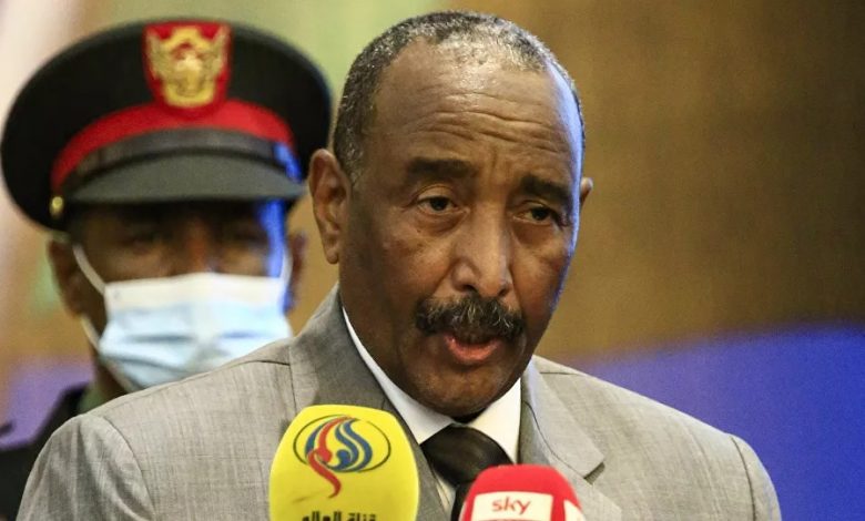 البرهان يعلن الاتفاق على مبادئ لتنفيذ المرحلة الانتقالية في السودان