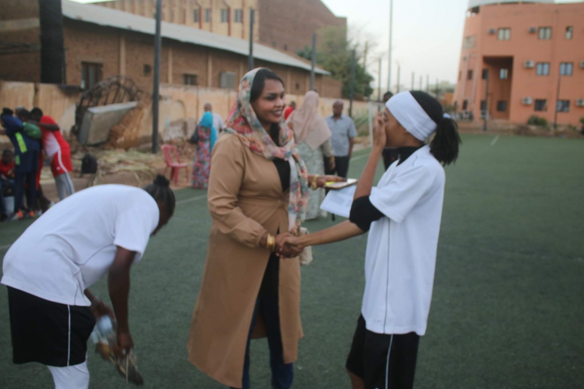 منال علي بشرى تهنيء قطاعات المرأة السودانية والرياضية بمناسبة اليوم العالمي