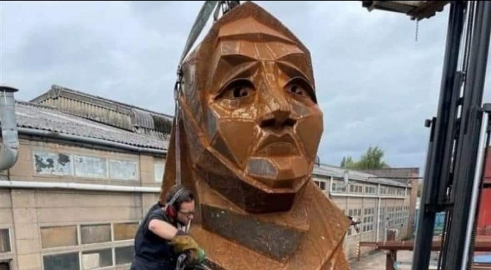 المملكة المتحدة تكرم المحجبات بتمثال ضخم في بيرمنجهام