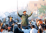 البشير: القذافي دعم المتمردين في السودان ورددنا له الصاع بتسليح الثوار!!!