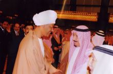 السفير عبدالحافظ ينوب عن ابناء الجالية في عزاء ولي العهد السعودي