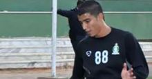 مهاجم ليبى يرفض اللعب فى الجزائر بسبب "القذافى"!!!