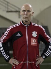 برادلي يوافق على مواجهة المنتخب المصري مع قطر لصالح أسر شهداء مجزرة بورسعيد