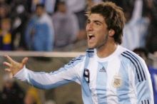 مدرب الأرجنتين: ميسي وإيجواين لا يرحمون منافسيهم أمام المرمى