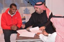 الهلال السعودي يمدد عقد لاعبه الزوري لخمس سنوات