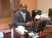 لماذا لا يكون الدكتور حسن الشيخ رئيساً للجالية السودانية بالرياض ؟