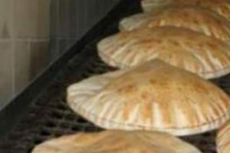 الرياض.. بنغلاديشيان يواجهان التهمة التبول على الخبز
