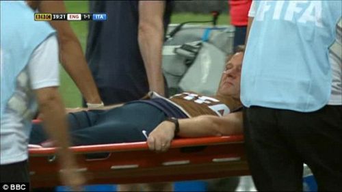 اصابة معالج المنتخب الانجليزي تربك مشاهدي مباراة انجلترا وايطاليا