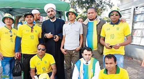 اربعة من مشجعي البرازيل يعتنقون الاسلام