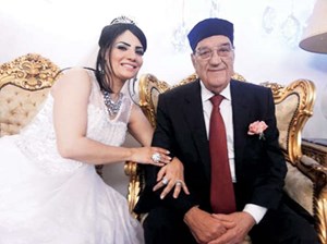  بعد ابتعاد 8 سنوات.. أسماء الطيب تنفي زواجها من حسن حسني