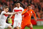 تركيا تفرض التعادل على هولندا في تصفيات يورو2016
