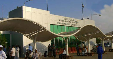 ابعاد 9 سودانيين من اسرائيل وصلوا مطار الخرطوم