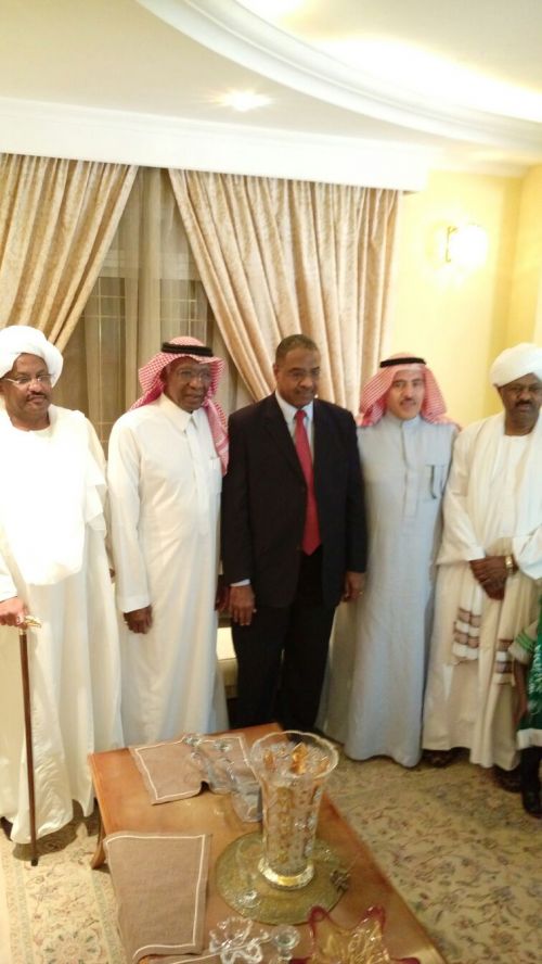 د. معتصم جعفر يصف زيارة رئيس الاتحاد السعودي لكرة القدم بالرصيد الجيد للكرة السودانية 