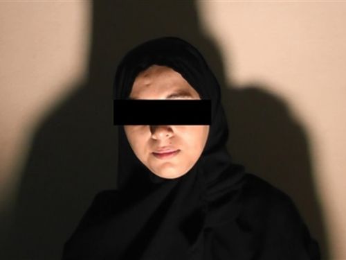 طالبة جامعية تذبح زوج عمتها وتقطع (قضيبه) !