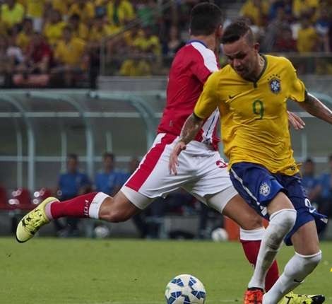 ليفربول يريد كسب توقيع لاعب جريميو البرازيلي لوان