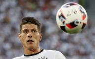 ألمانيا تفتقد جهود جوميز في مباراتيها المقبلتين بتصفيات ‬ كأس العالم