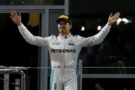 روزبرج يحسم بطولة فورمولا 1 وهاميلتون يفوز بسباق أبوظبي