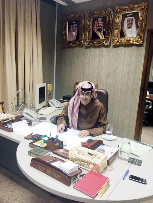 الأمير محمد بن متعب يتسلم رئاسة إتحاد السلة السعودية