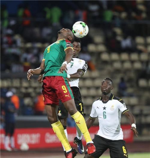 الكاميرون تقهر غانا وتضرب موعدا مع مصر في النهائي