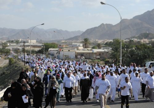 مبادرة حمدان بن محمد للرياضة المجتمعية تنظم مسيرة للمشي في حتا