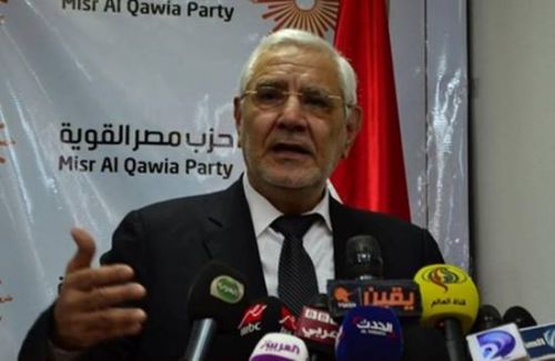 مرشح مصر السابق يكشف سبب منعه من دخول السودان