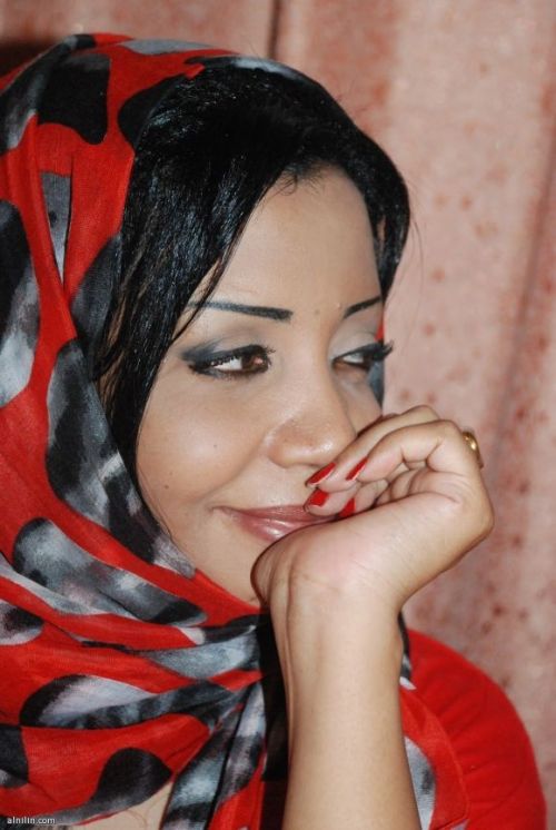 دعوات إسفيرية لمقاطعة قناة الشروق بسبب مصريين
