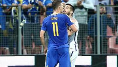 لاعب يوناني يفقد أسنانه في مشاجرة مع المنتخب البوسني