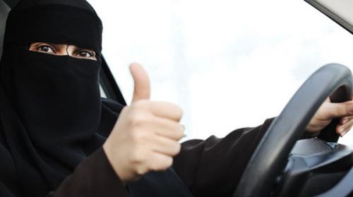 كم المبالغ التي سيوفرها قرار قيادة المرأة السعودية للسيارة