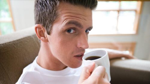 ولاية أمريكية تحذر : القهوة تسبب السرطان