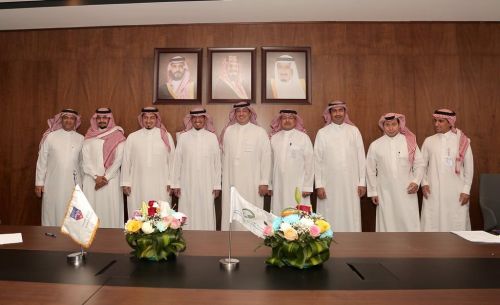 السعودية ..الاتحاد يوقع اتفاقية مشاركة الثلاثي في البطولة العربية