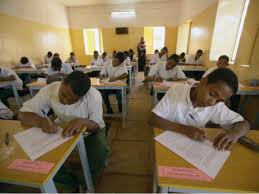 وزارة التعليم تحدد موعد بدء العام الدراسي الجديد والامتحانات