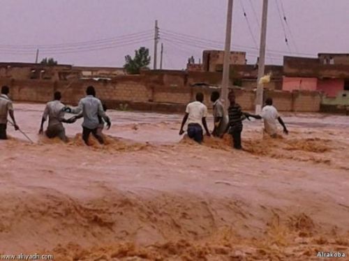 أمطار غزيرة وسيول جارفة بالخرطوم وولايات السودان
