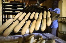 وزارة المالية تتراجع عن قرار "صعب" بشأن الخبز