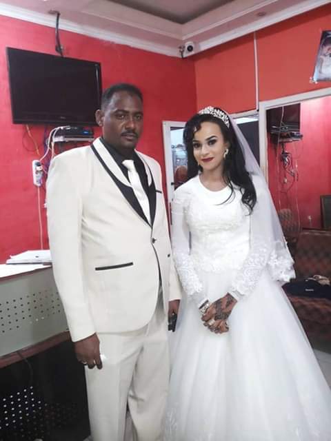 أُسرة سودانية تفجع برحيل "عريس" تزوج يوم "جمعة" ورحل الجمعة